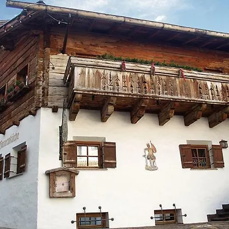 Loba Apartment